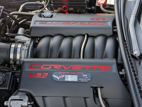 Used 2010 Chevrolet Corvette Coupe w/ Preferred Equipment Group image 19