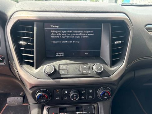 Used 2022 GMC Acadia AT4 w/ Preferred Package AWD/4WD image 19