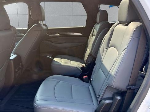 Used 2023 Buick Enclave Essence w/ Experience Buick Package AWD/4WD image 22