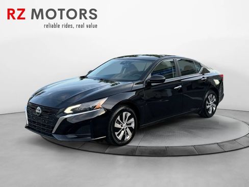 Used 2023 Nissan Altima 2.5 S FWD image 1