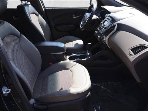Used 2013 Hyundai Tucson GLS FWD image 27