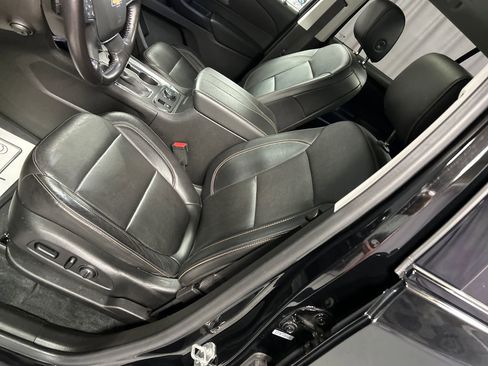 Used 2021 Chevrolet Traverse Premier w/ Redline Edition image 12