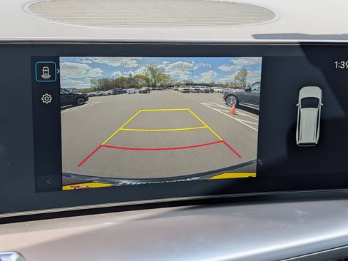 New 2026 Hyundai Ioniq 9 SE AWD/4WD image 15