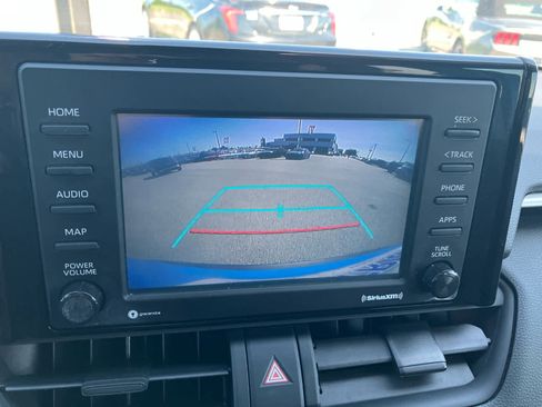 Used 2020 Toyota RAV4 LE w/ All Weather Liner Package AWD/4WD image 21