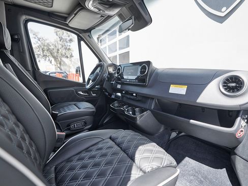 Used 2024 Mercedes-Benz Sprinter 3500 w/ Parking Package image 36