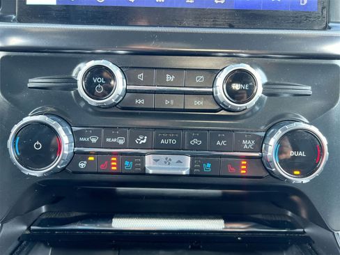 Used 2022 Ford F150 Platinum w/ Equipment Group 701A High image 28