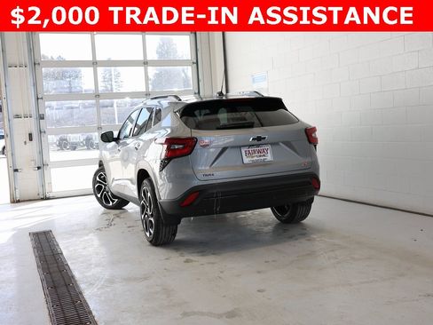 New 2026 Chevrolet Trax RS w/ Sunroof Package image 36