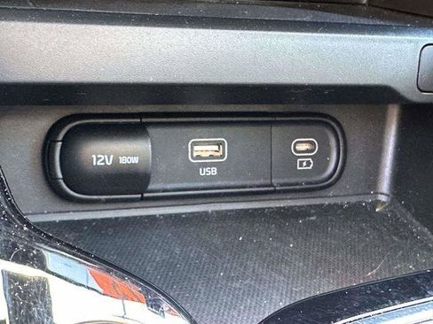 Used 2023 Kia Soul GT-Line w/ GT-Line Technology Package FWD image 28