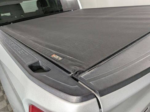 Used 2019 Chevrolet Silverado 1500 RST image 11