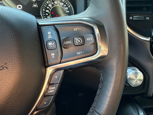 Used 2025 RAM 1500 Laramie image 28