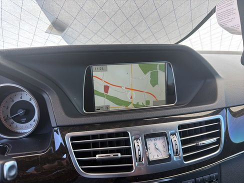 Used 2014 Mercedes-Benz E 350 Sedan image 8