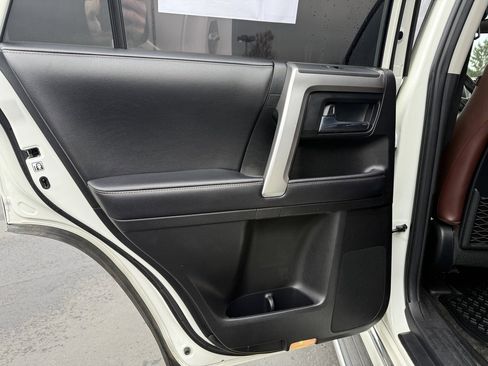 Used 2018 Toyota 4Runner Limited image 36