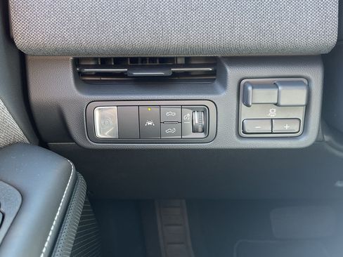 New 2026 GMC Sierra EV Elevation AWD/4WD image 49