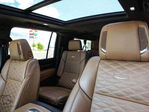 Used 2023 Cadillac Escalade ESV Sport w/ Touring Package AWD/4WD image 26
