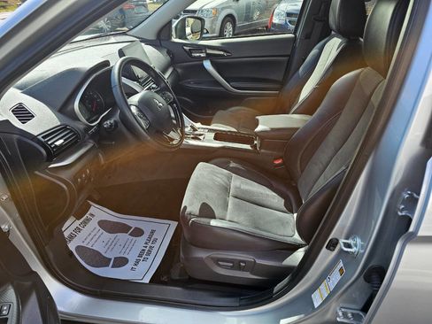 Used 2024 Mitsubishi Eclipse Cross SE image 8