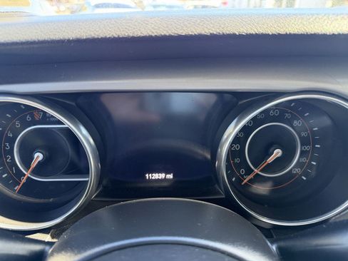 Used 2018 Jeep Wrangler Unlimited Sport S image 22