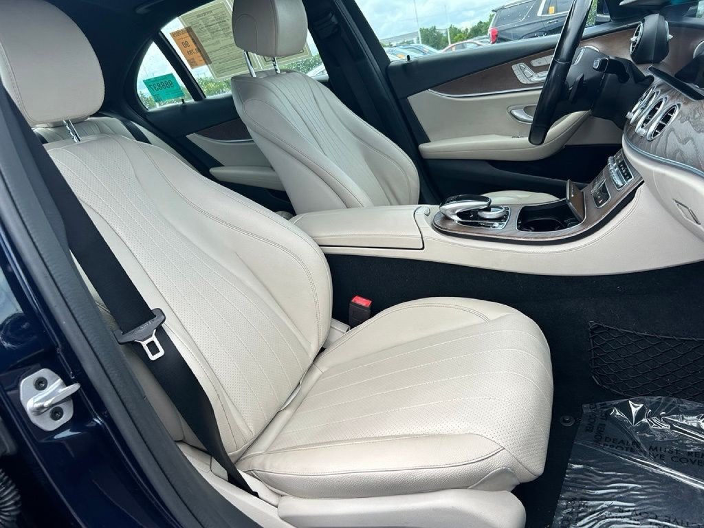Used 2019 Mercedes-Benz E 300 image 10
