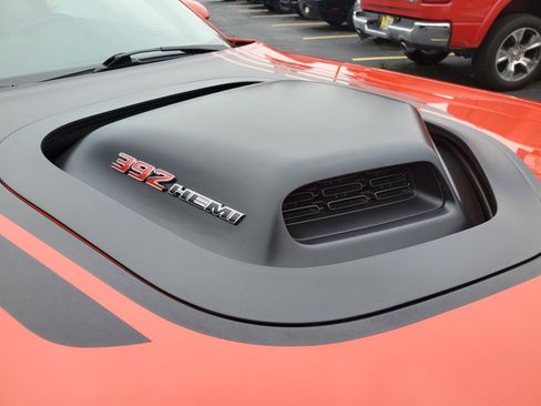 Used 2016 Dodge Challenger R/T Scat Pack image 5