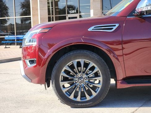 Used 2023 Nissan Armada Platinum w/ Captain's Chairs Package image 10