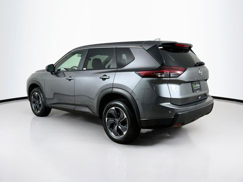 Used 2025 Nissan Rogue SV FWD image 5