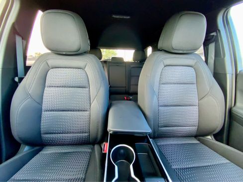 New 2026 Chevrolet Equinox LT w/ Safety and Technology Package image 33