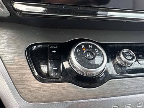Used 2025 Ford Expedition Max Platinum w/ Driver's Package AWD/4WD image 19