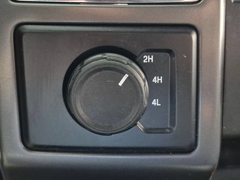 Used 2019 Ford F150 XLT w/ Equipment Group 302A Luxury AWD/4WD image 20