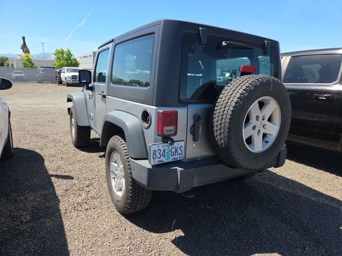 Used 2014 Jeep Wrangler Sport w/ Quick Order Package 23S AWD/4WD image 3