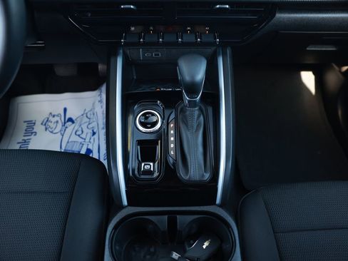 Used 2023 Chevrolet Colorado LT w/ LT Convenience Package II image 30