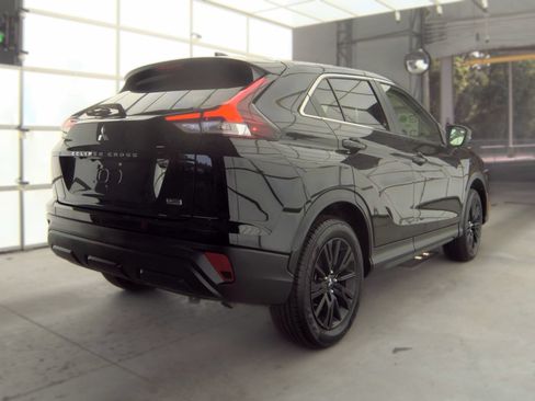 Used 2024 Mitsubishi Eclipse Cross AWD image 4