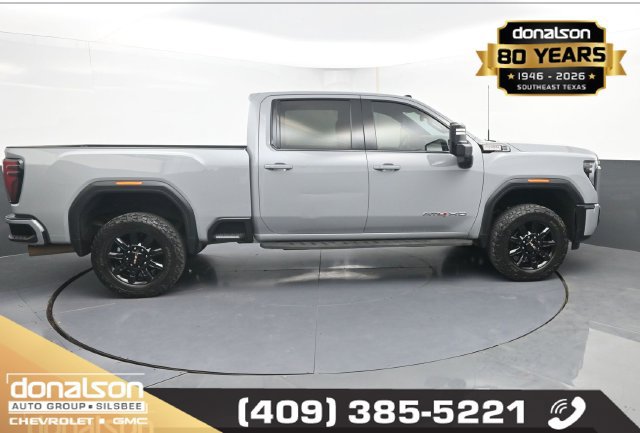 Used 2024 GMC Sierra 2500 AT4 w/ AT4 Premium Plus Package AWD/4WD image 2