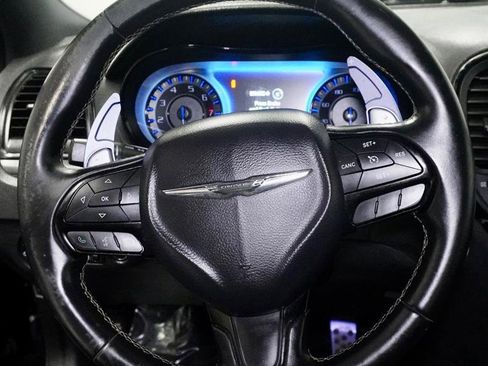 Used 2016 Chrysler 300 S image 12