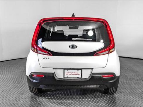 Used 2021 Kia Soul S FWD image 7
