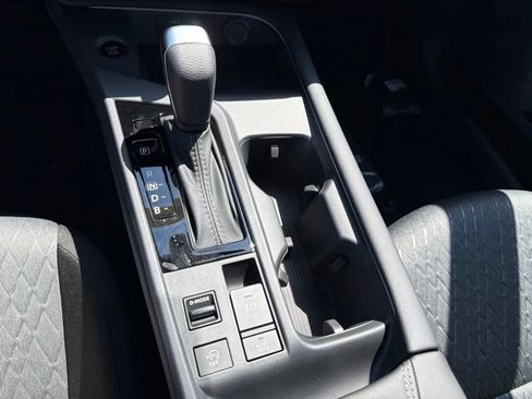 New 2026 Nissan Sentra SV w/ SV Convenience Package FWD image 25