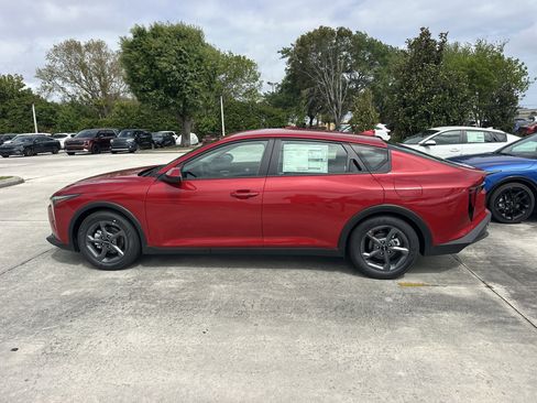 New 2026 Kia K4 LXS FWD image 8