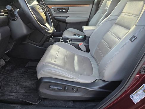 Used 2018 Honda CR-V Touring image 11