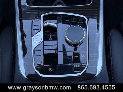 Used 2024 BMW X5 xDrive50e image 19