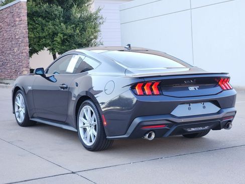 Used 2024 Ford Mustang GT Premium RWD image 3
