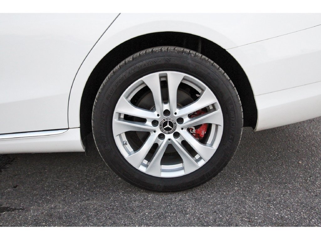 Used 2019 Mercedes-Benz C 300 4MATIC Sedan image 35