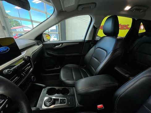 Used 2022 Ford Escape SEL AWD/4WD image 12