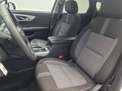 Used 2024 Chevrolet Blazer LT w/ Convenience Package FWD image 17