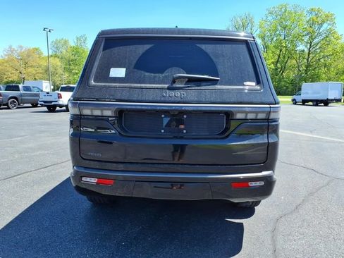New 2026 Jeep Grand Wagoneer Limited AWD/4WD image 6