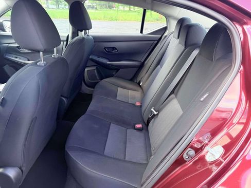 Used 2024 Nissan Sentra SV FWD image 12
