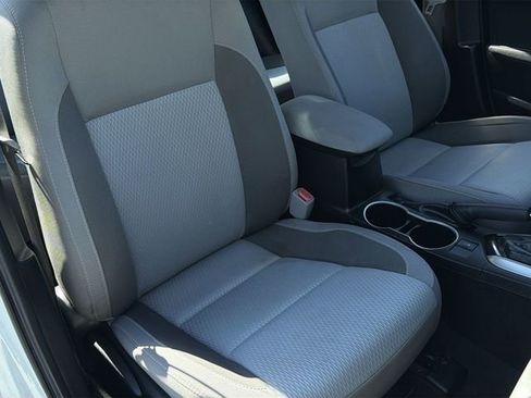 Used 2019 Toyota Corolla LE FWD image 30