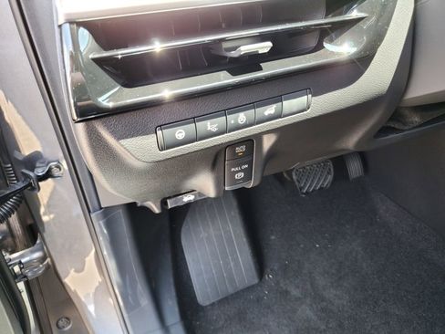 Used 2025 Nissan Murano Platinum w/ Cargo Package AWD/4WD image 21