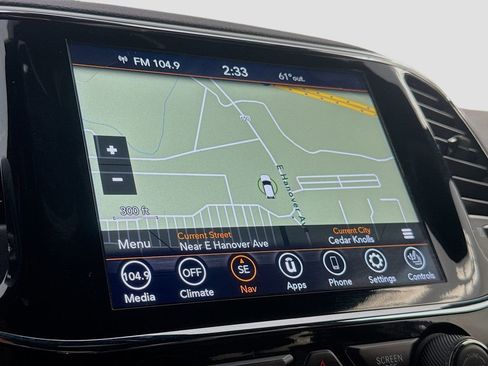 Used 2020 Jeep Grand Cherokee Limited w/ Luxury Group II AWD/4WD image 15