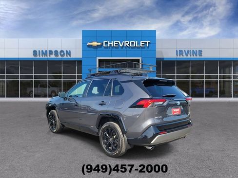 Used 2022 Toyota RAV4 SE w/ Convenience Package AWD/4WD image 6