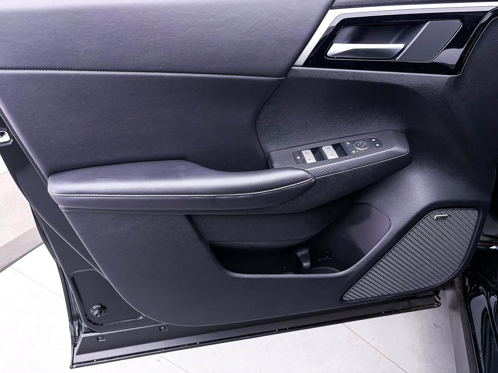 Used 2026 Mitsubishi Outlander LE AWD/4WD image 7