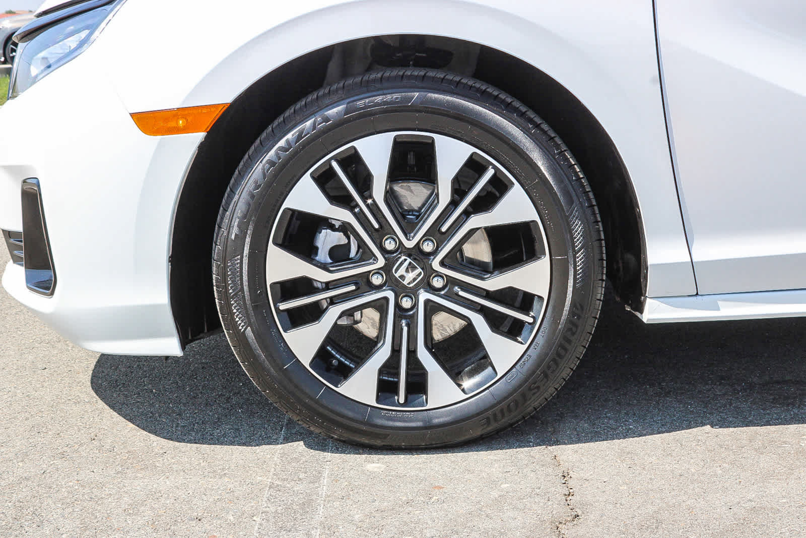 Certified 2026 Honda Odyssey Elite image 11