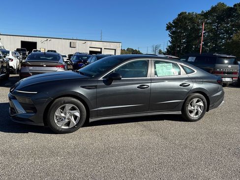 New 2026 Hyundai Sonata SE image 2